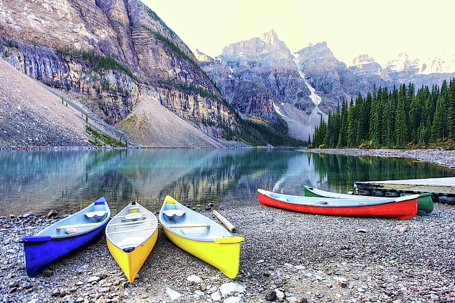 Moraine Lake Wallpaper