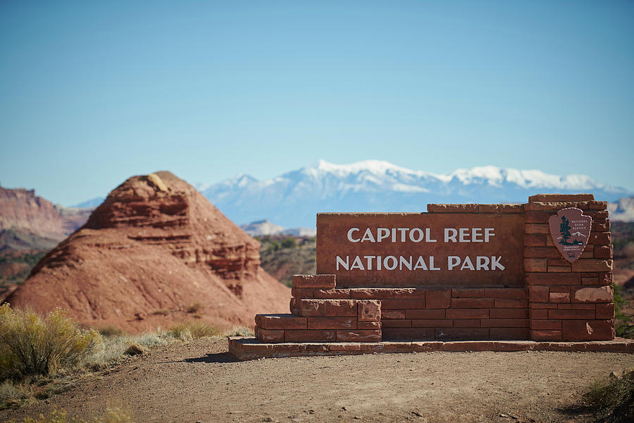 Capital Reef National Park sign Photograph by Paul Freidlund