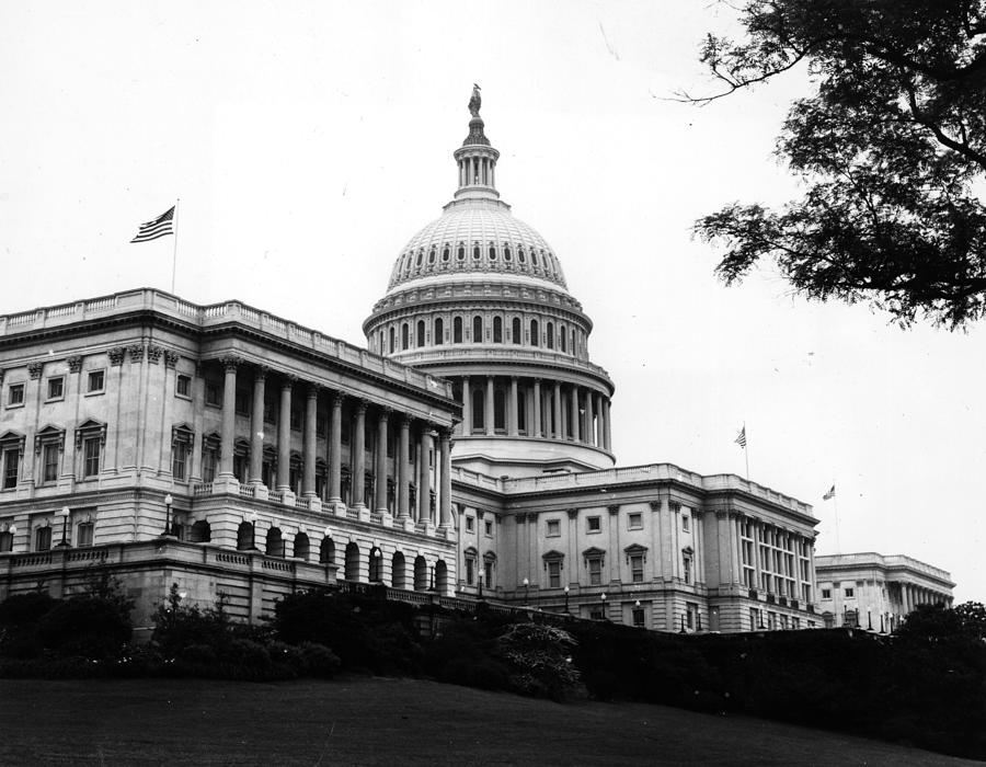 Capitol Building Photograph - Capitol Building by Central Press
