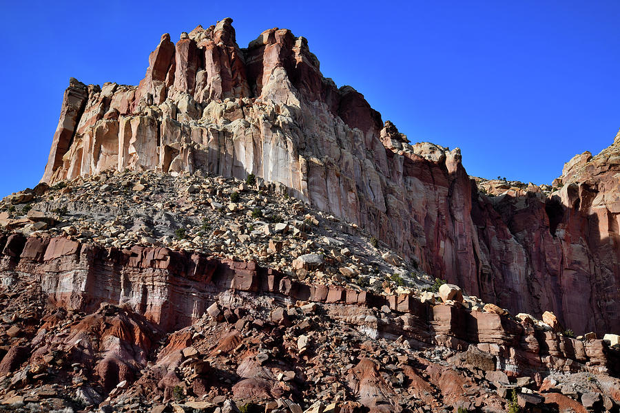 Capitol Gorge Butte in Capitol Reef Photograph by Ray Mathis