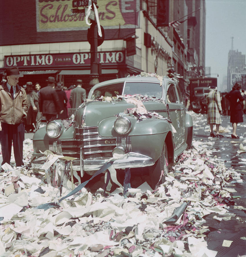 New York City Photograph - Car After VE Day by Fritz Goro