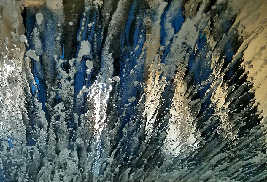 Car Wash Blues Photograph by Suzy Piatt