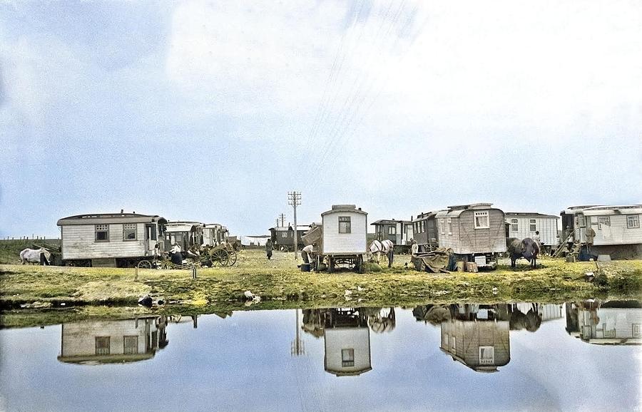 Caravan Encampment On The North Holland Canal, With Some Residents And Horses, 1930 Colorized By Ahm Painting