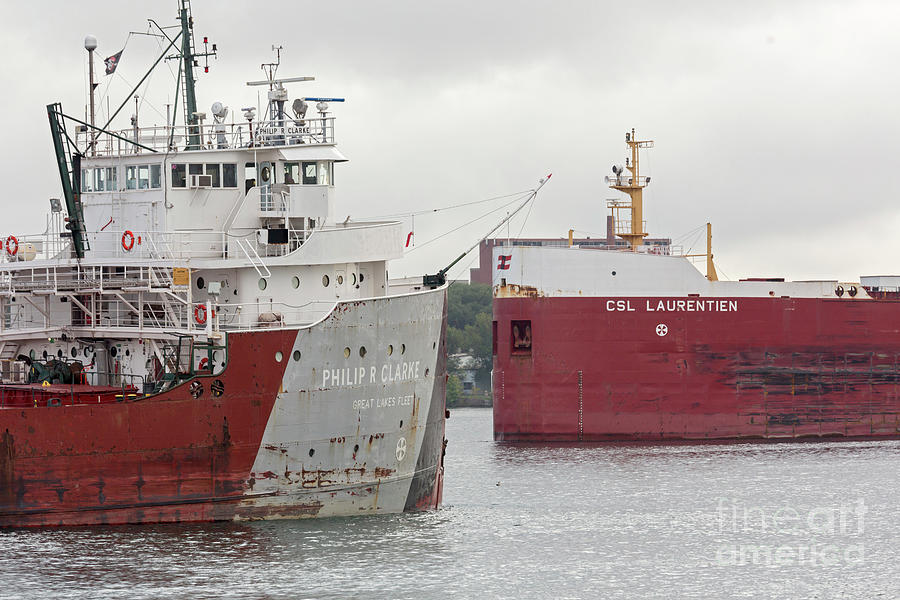 Device Photograph - Cargo Ships by Jim West/science Photo Library