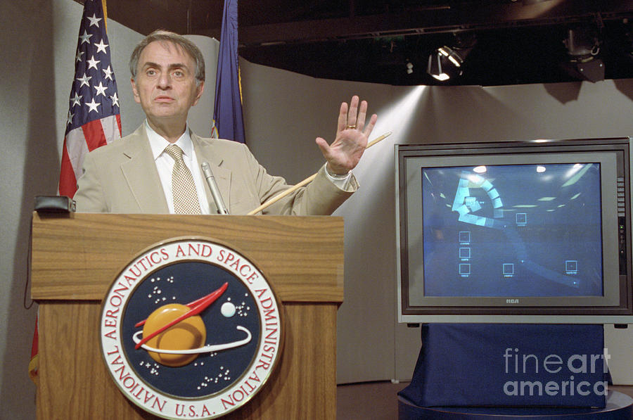 Carl Sagan Addressing Media Photograph by Bettmann