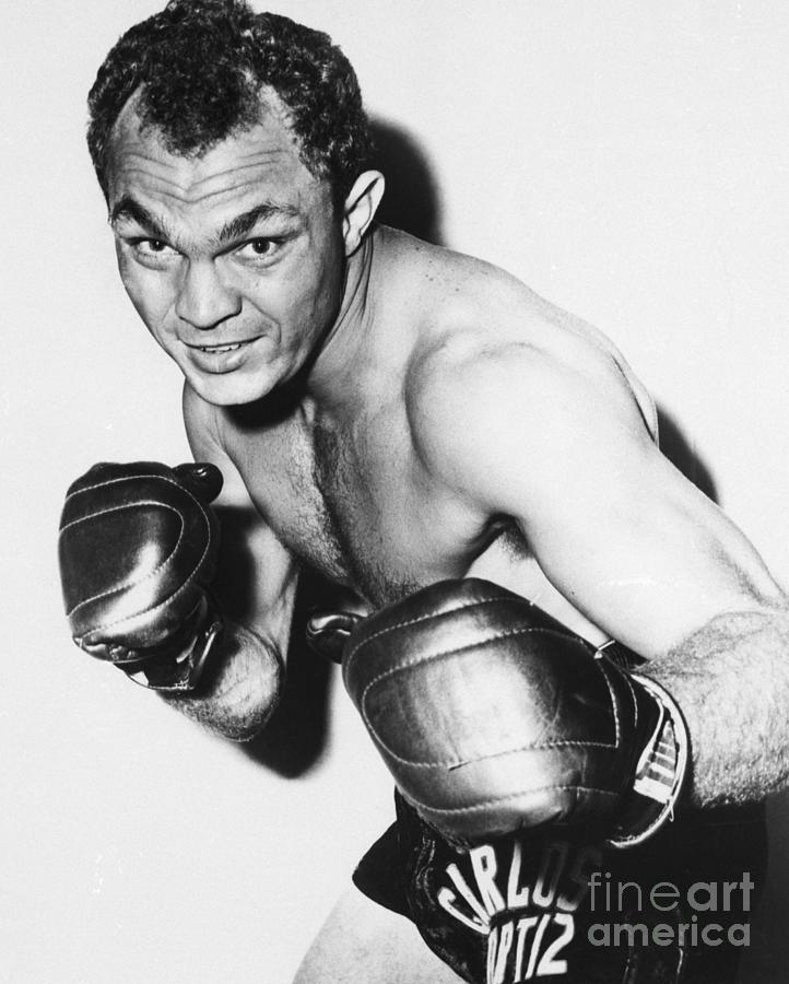 Carlos Ortiz In Boxing Stance Photograph by Bettmann