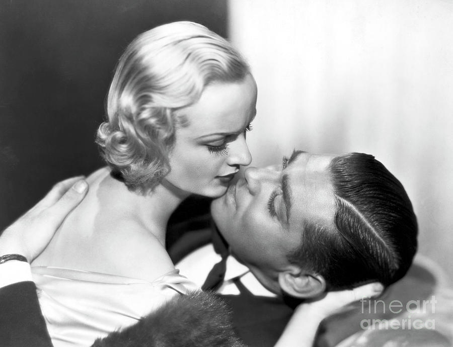 Carole Lombard And Clark Gable In No Photograph by Bettmann