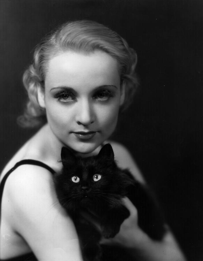Carole Lombard Photograph by Hulton Archive