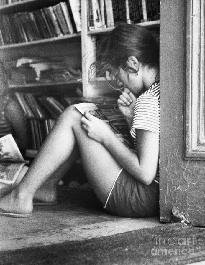 Caroline Kennedy Reading Photograph by Bettmann