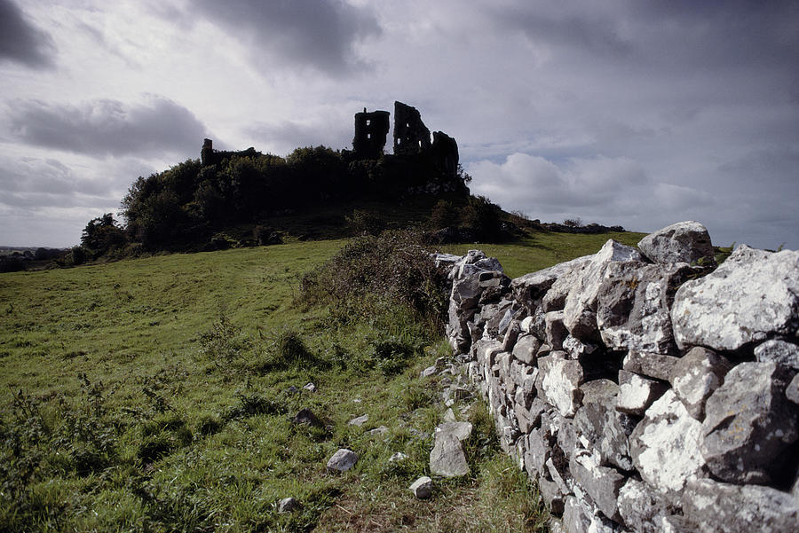 Carrigogunnell Castle Photograph by Epics