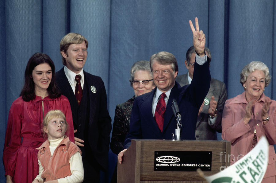 Carter Giving Victory Sign At Podium Photograph by Bettmann