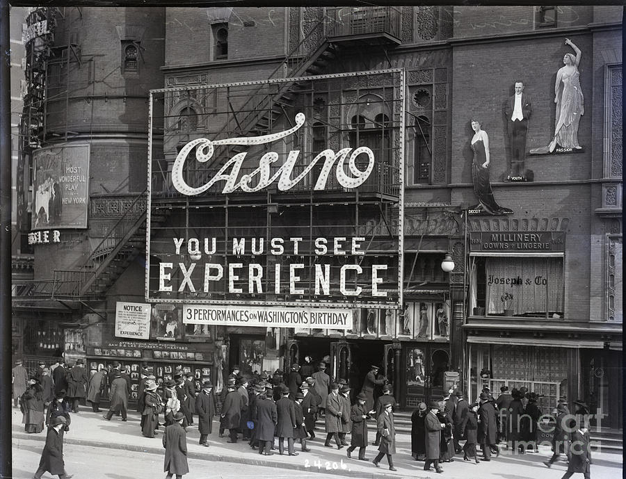 Casino Theatre, Street Scene Photograph by Bettmann
