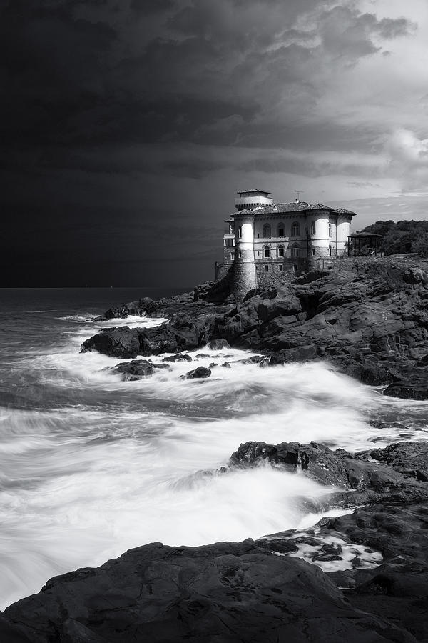 Landscape Photograph - Castle On The Sea by Dante Massera