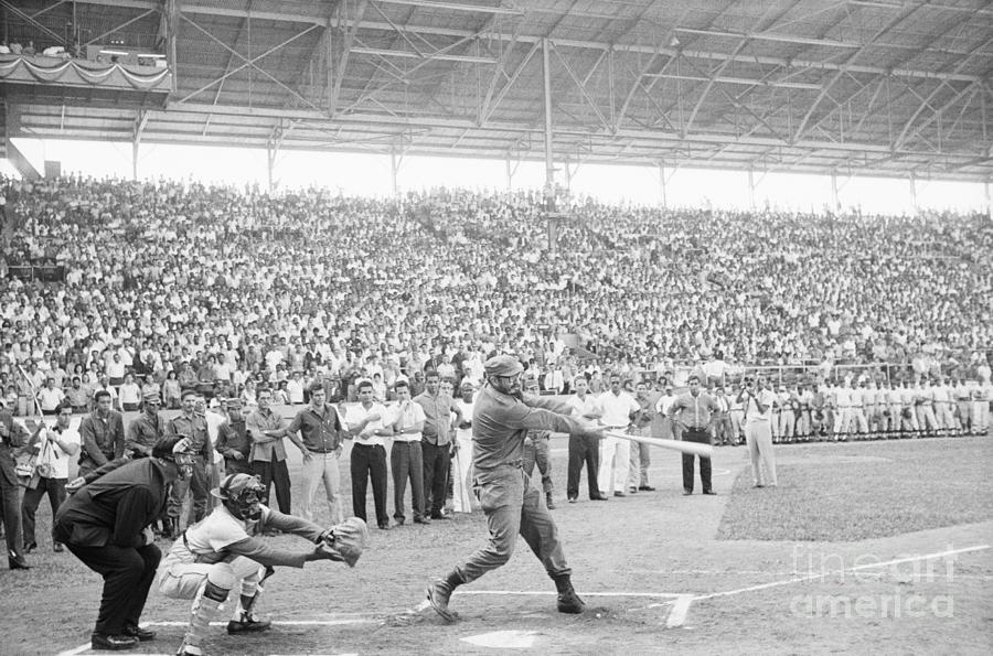 Castro Batting In Baseball Game Photograph by Bettmann