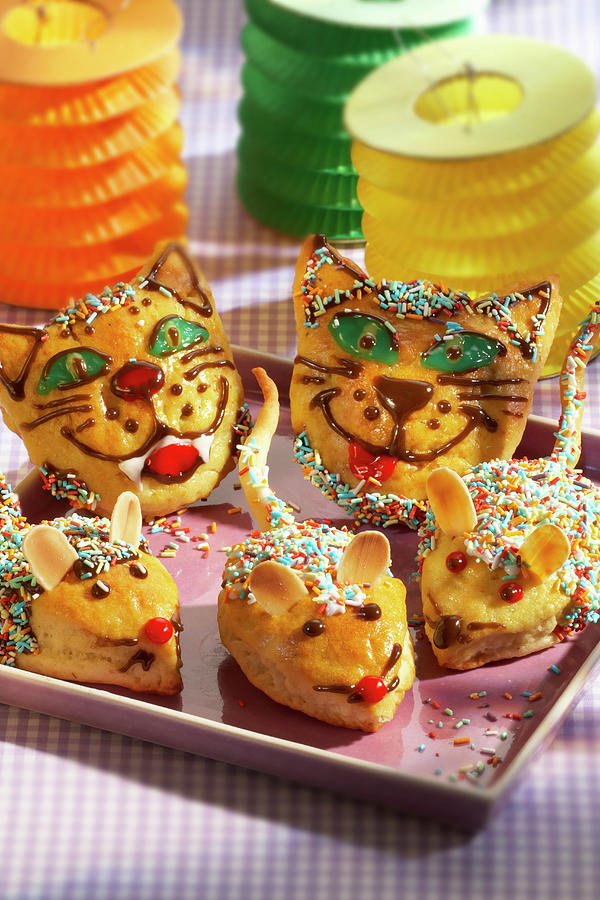 Cat-and-mouse Pastries For A Childrens Party Photograph by Sven C. Raben