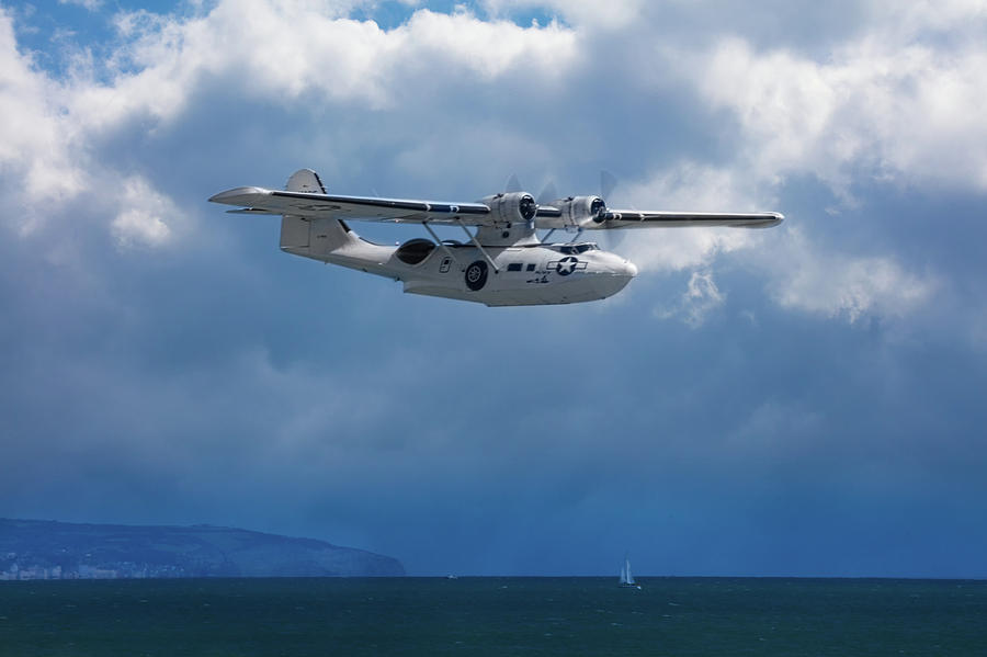 Flying Boat Photograph - Catalina Off Eastbourne by Chris Lord