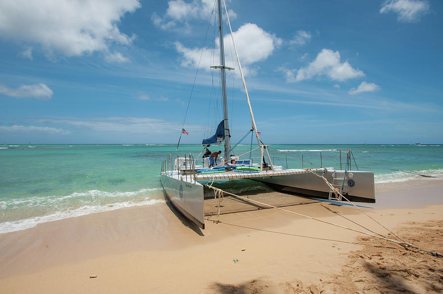 Catamaran on Waikiki Photograph by Mark Duehmig