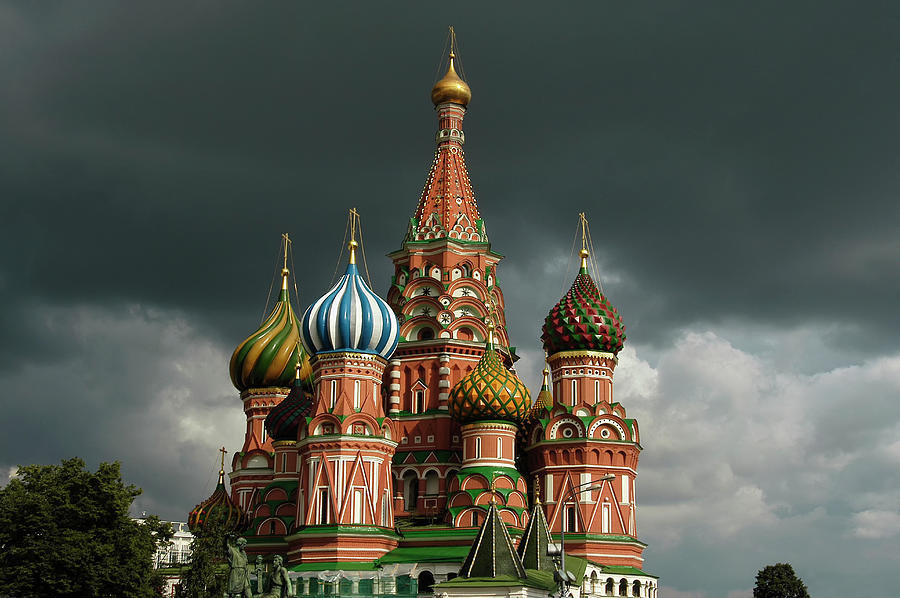 Moscow is very beautiful. St. Basil the blessed tif. MOCKBA. Basil photo album.