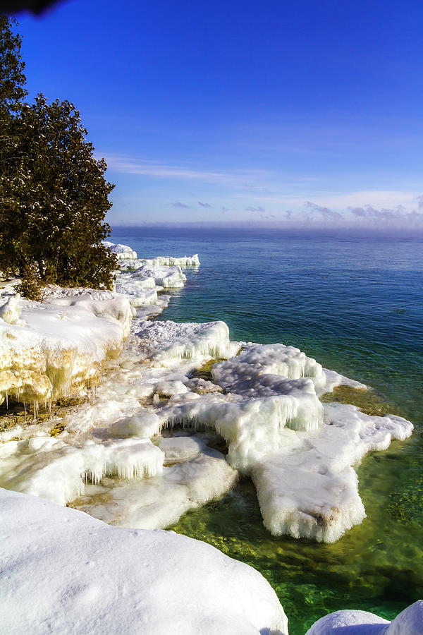 Cave Point Ice Covered Rocks Photograph by Chuck De La Rosa