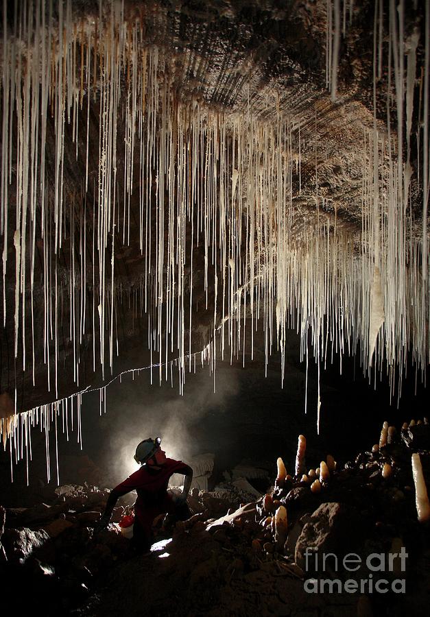 Cave Stalagtites Photograph by Robbie Shone/science Photo Library