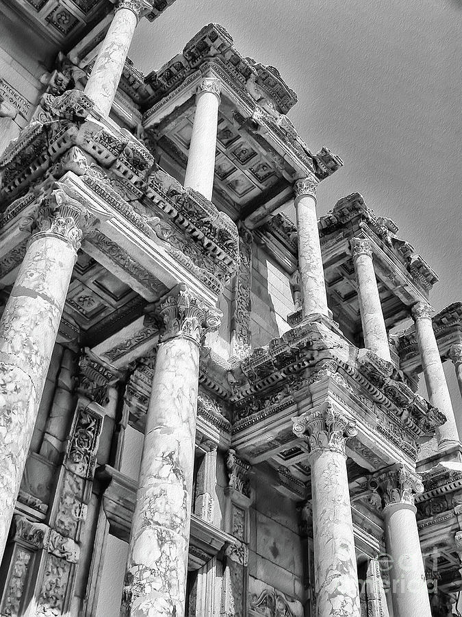 Celcus Library At Ephesus Photograph by Lois Bryan