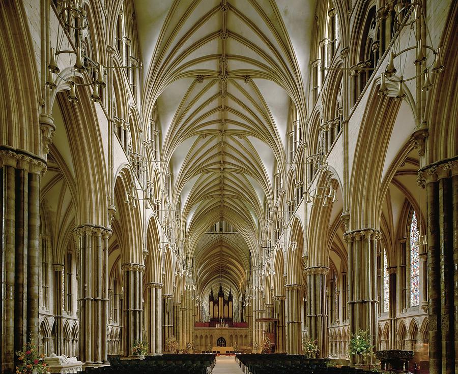 Center nave of Lincoln Cathedral, looking east. -Second quarter 13th-. Painting by Album