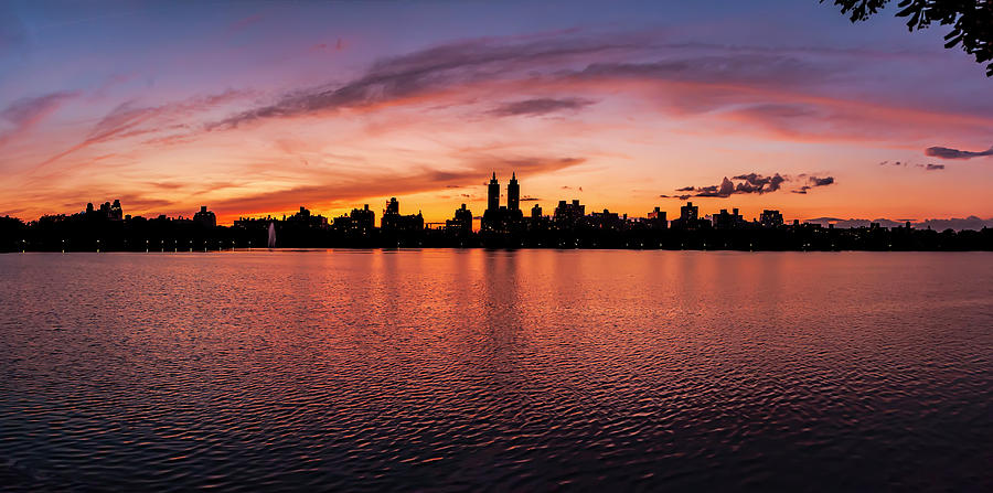 Central Park Reservoir Panorama Facing West at Sunset Photograph by Robert Ullmann