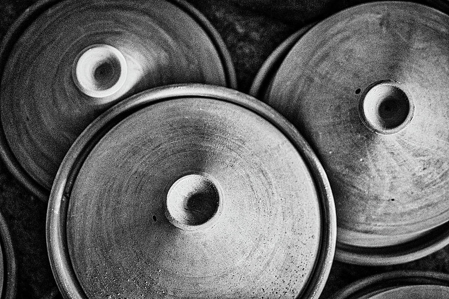 Still Life Photograph - Ceramic Bowls by Stuart Litoff