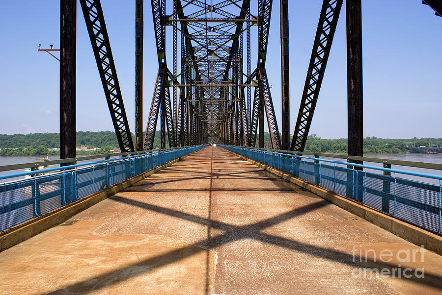 Chain Of Rocks Bridge Across Mississippi Photograph by Mark Williamson/science Photo Library