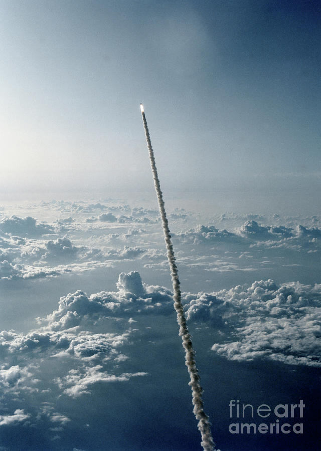 Challenger Space Shuttle Blasting Photograph by Bettmann