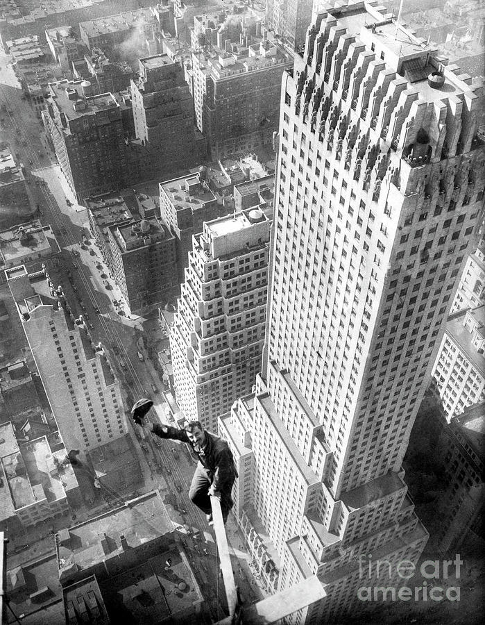 Daredevil Photograph - Chanin Building by French School