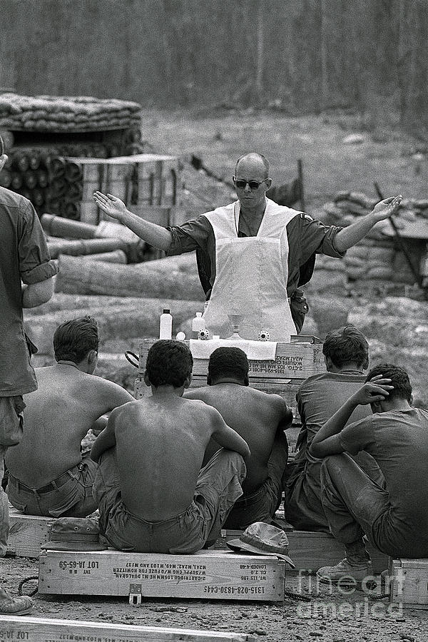 Chaplain Giving A Service In Vietnam Photograph by Bettmann