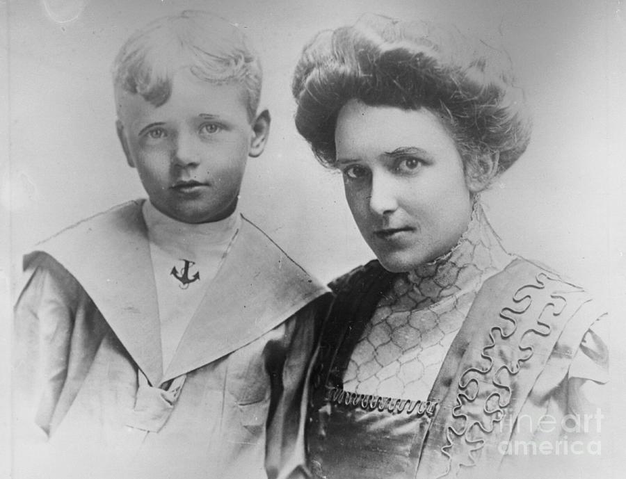 Charles Lindbergh With Mother Photograph by Bettmann