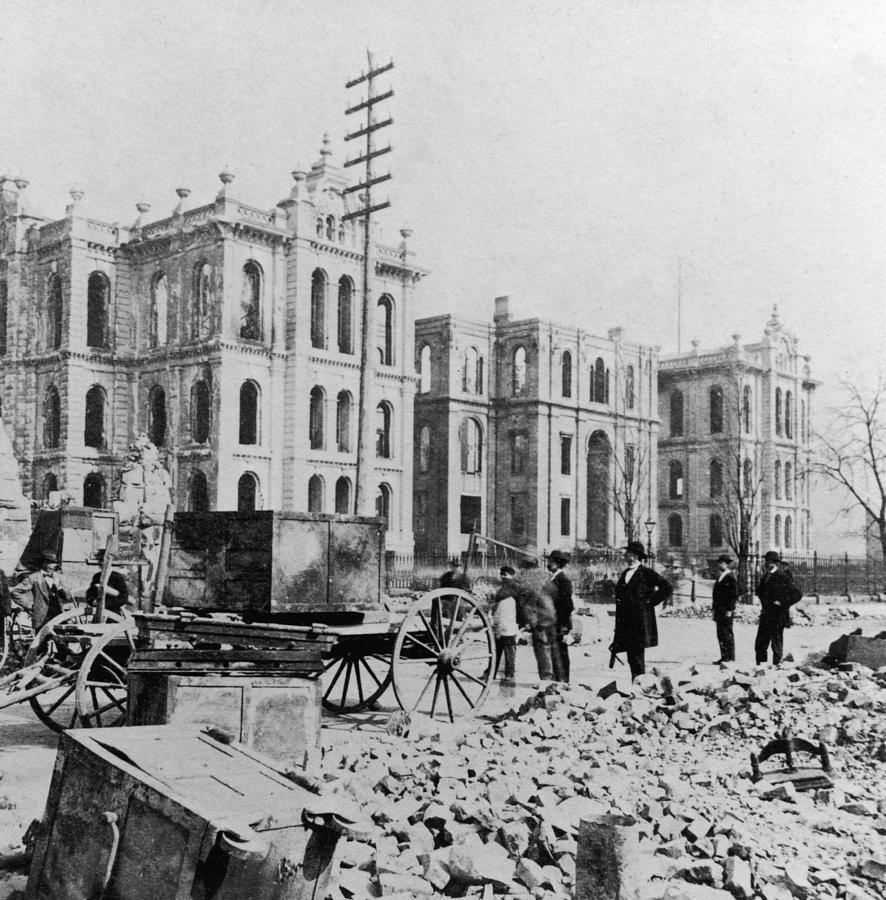 Chicago Courthouse After Fire, Il, 1871 Photograph by Lightfoot