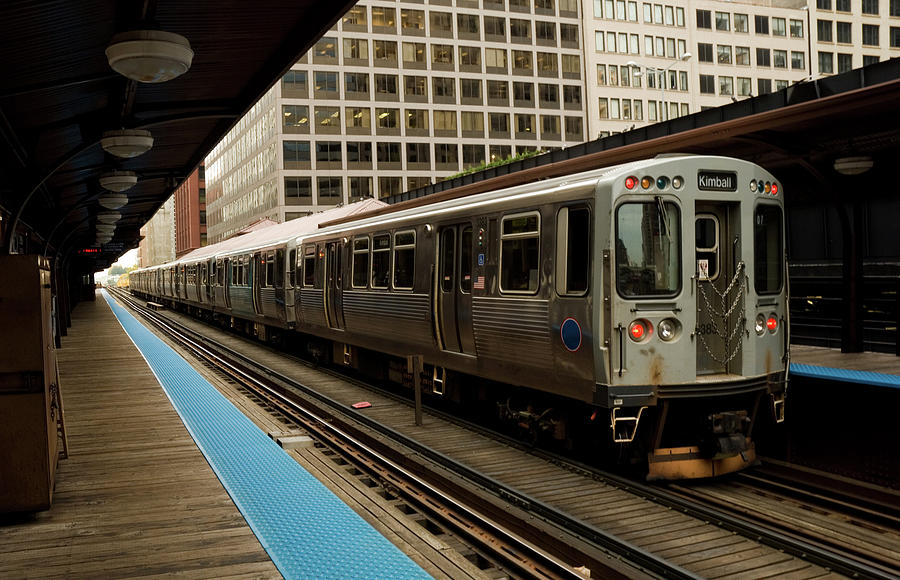 Chicago L Or El Train At A Station Photograph by Davel5957