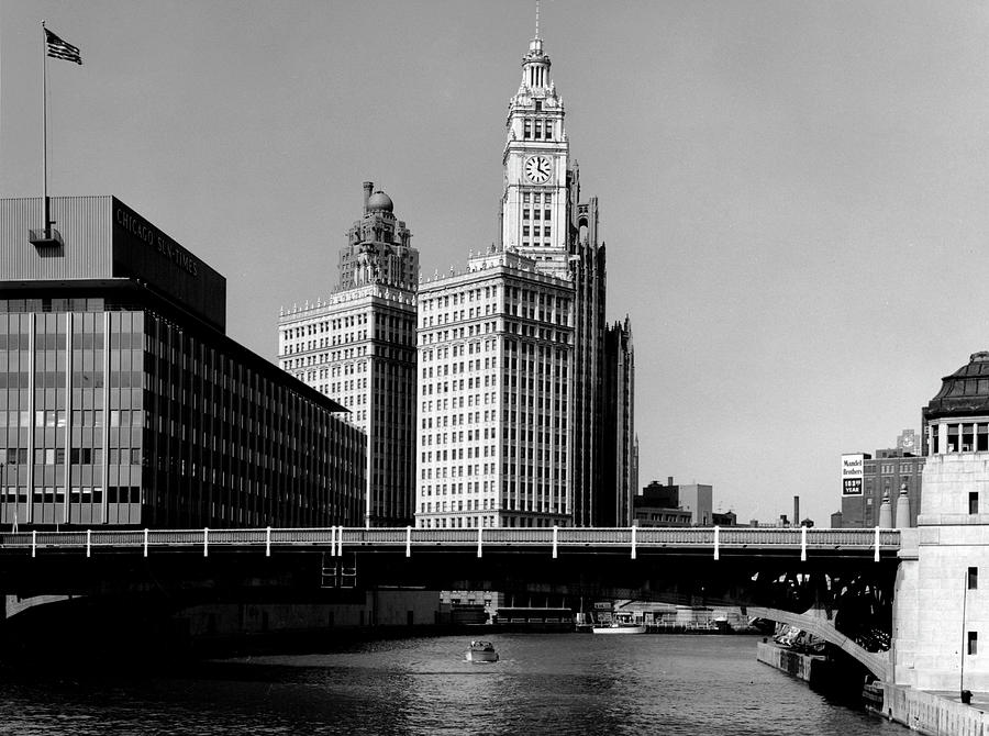 Chicago River And Wrigley Building Photograph by Chicago History Museum