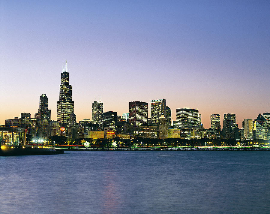 Chicago Skyline, Illinois, Usa Photograph by Digital Vision.
