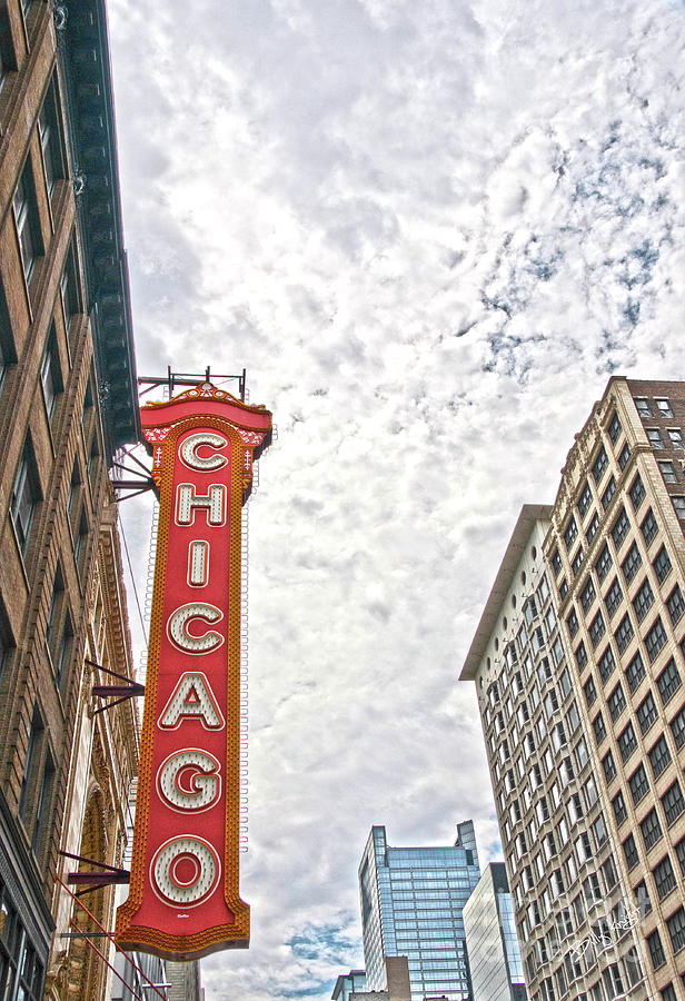Chicago Theater 2 Photograph by Billy Knight