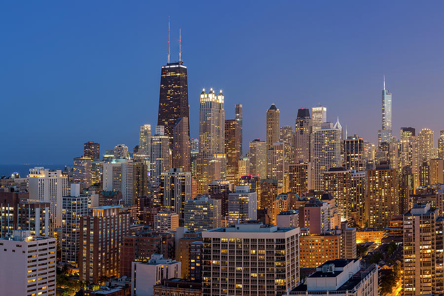 Chicagos Streeterville At Dusk Photograph