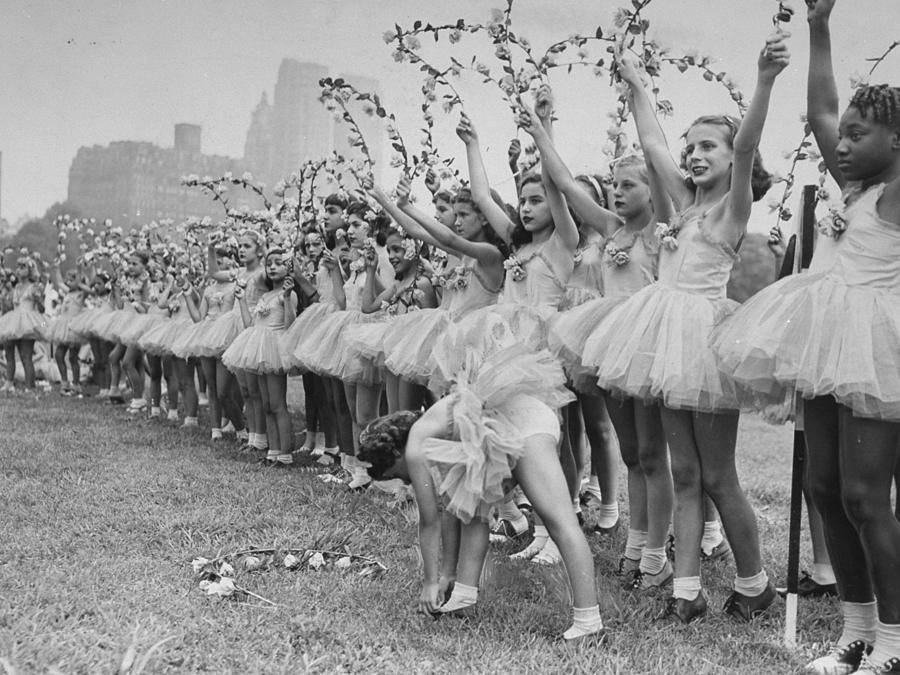 Children Participating In Central Parks Photograph by New York Daily News Archive
