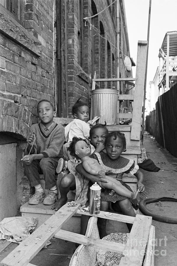 Children Playing In Hough Dist.,clevelan Photograph by Bettmann