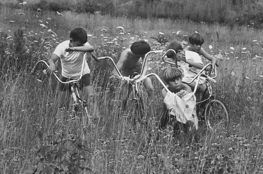 Usa Photograph - Children Riding Bikes by Vernon Merritt III