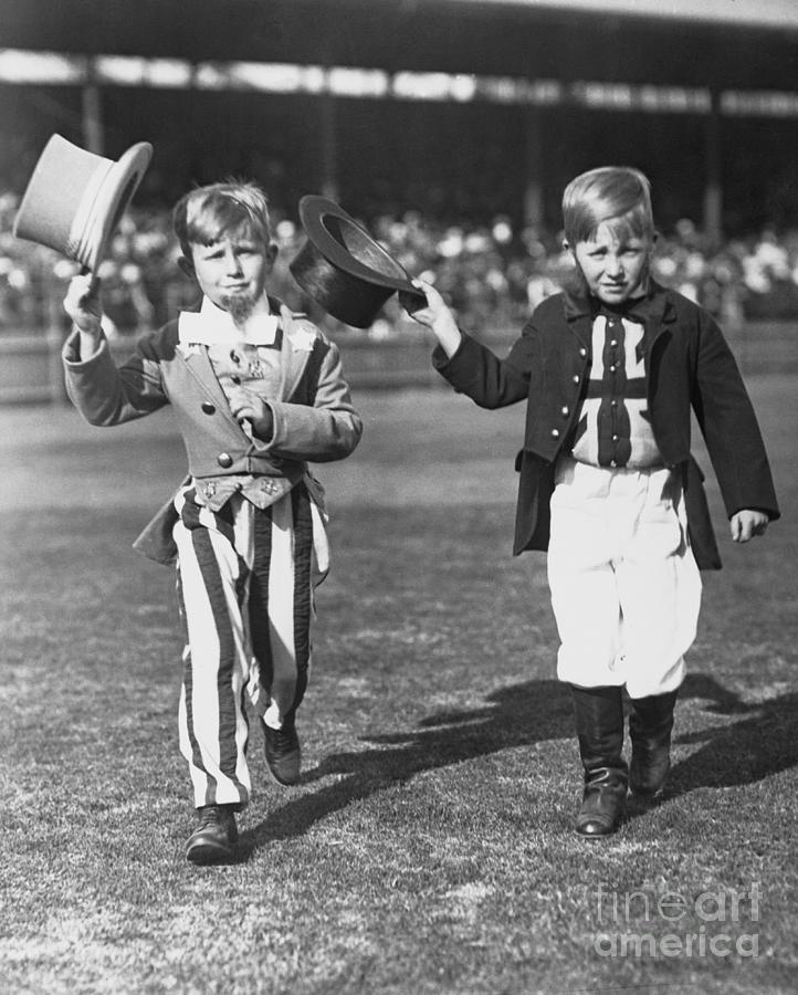 Children Walking In Patriotic Uniforms Photograph by Bettmann