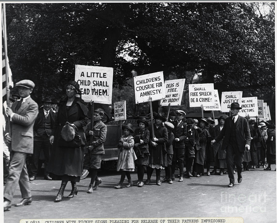 Children With Signs Plead For Fathers Photograph by Bettmann