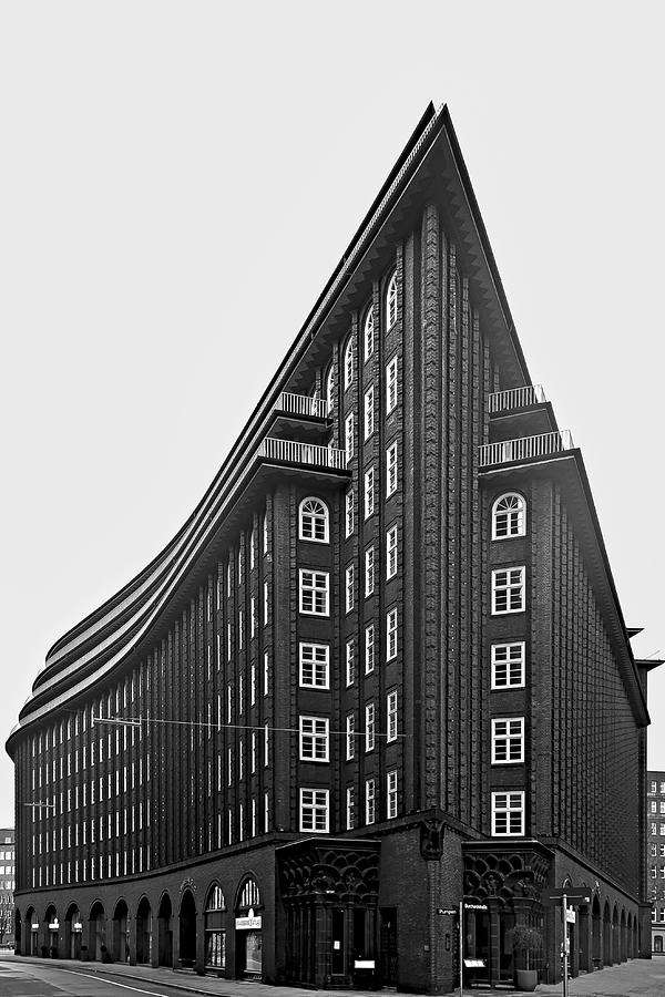 Chilehaus In Hamburg Photograph by Franz Baumann