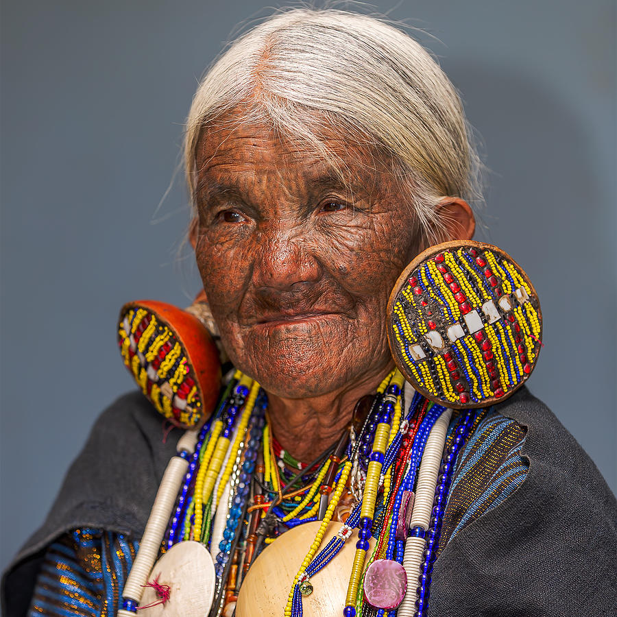 Chin Woman Photograph by Gennaro Di Noto - Pixels