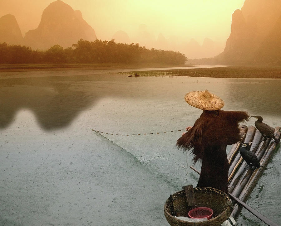 China, Guangxi, Yangshuo, Fisherman Photograph by Keren Su