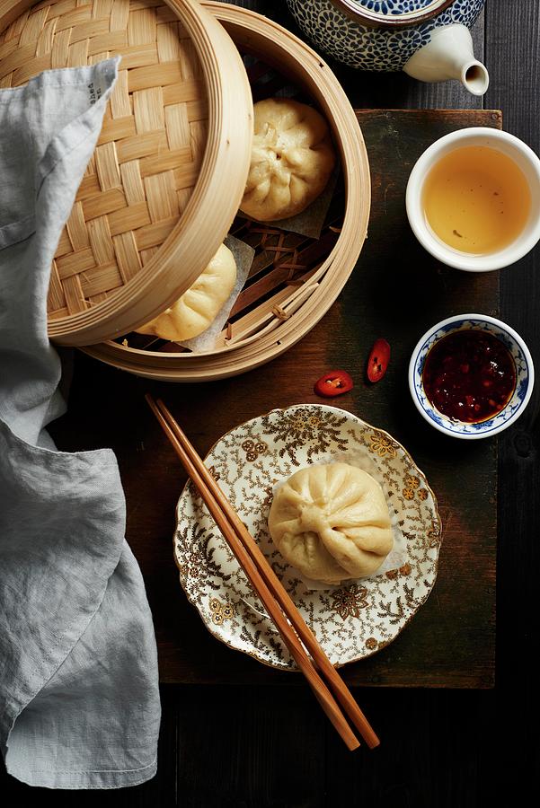 Chinese Jiaozi With Chilli Sauce Photograph by Amanda Stockley
