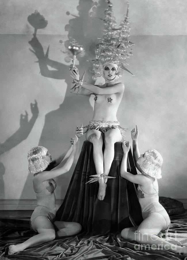 Chorus Girls The Common Law 1932 Photograph by Sad Hill - Bizarre Los Angeles Archive