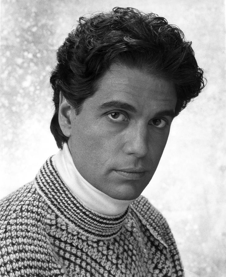 Chris Sarandon Photograph by Movie Star News - Fine Art America
